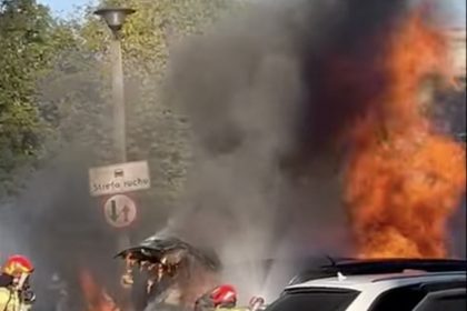 Pożar samochodu w Nowej Hucie (fot. Patrol998-Małopolska)