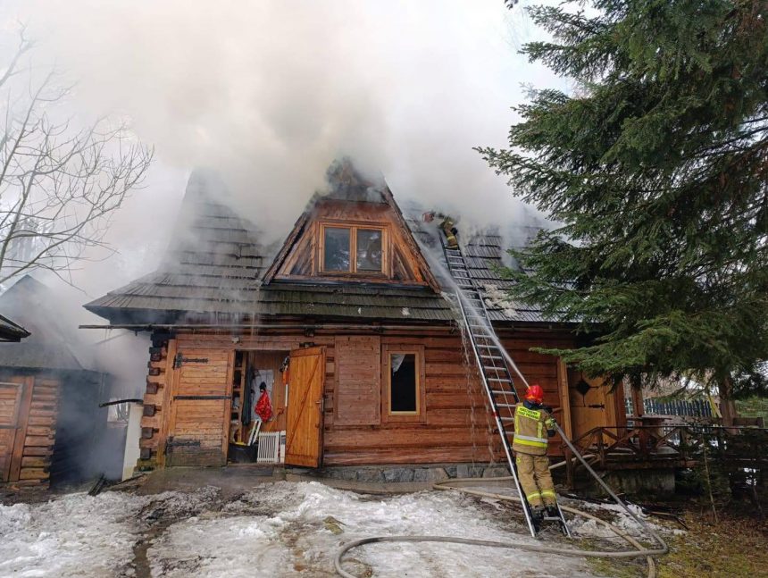 (fot. Facebook / Patrol998-Małopolska, Rafał Bańska z KP PSP Zakopane)