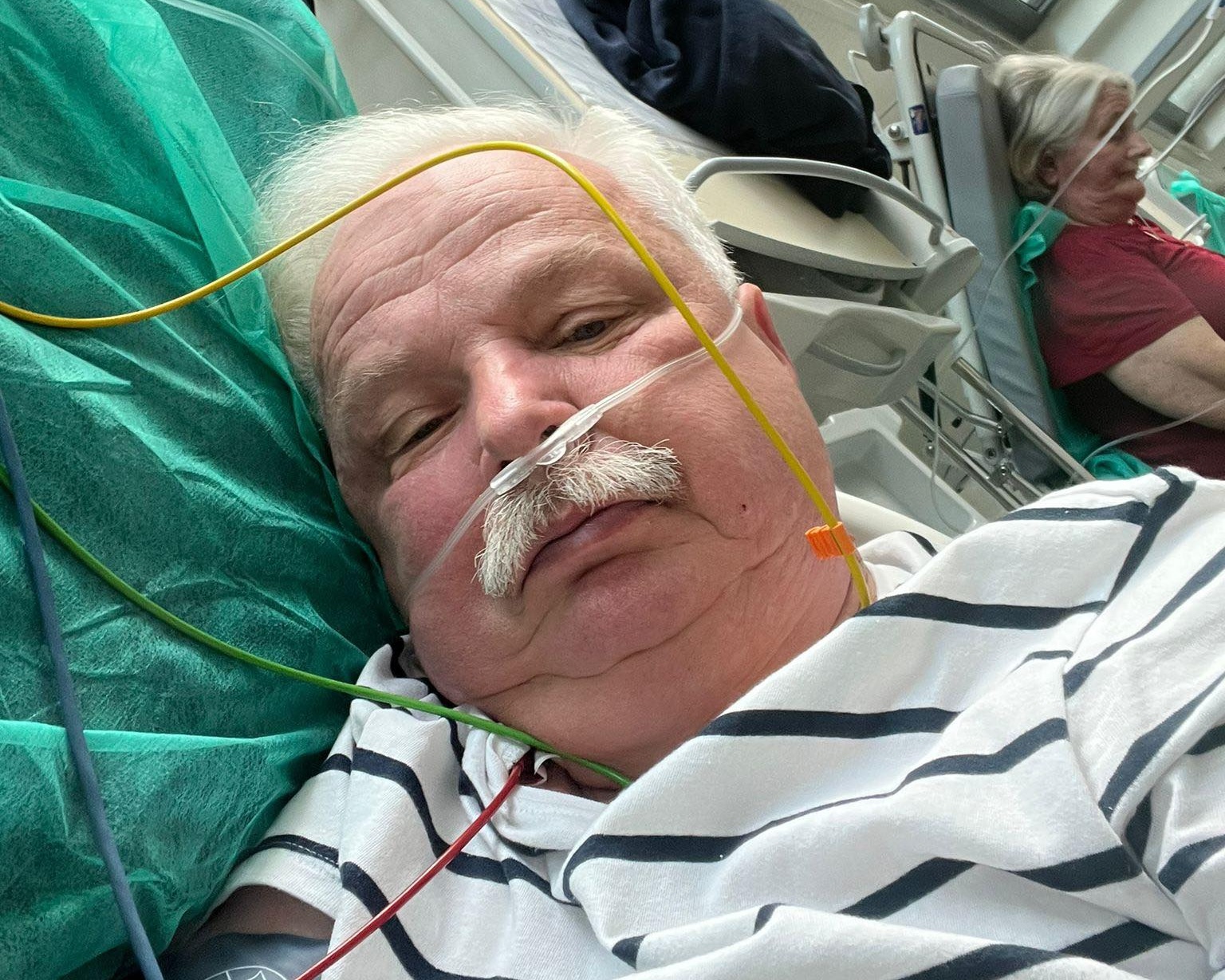 Poseł Jacek Osuch w szpitalu (fot. Facebook)