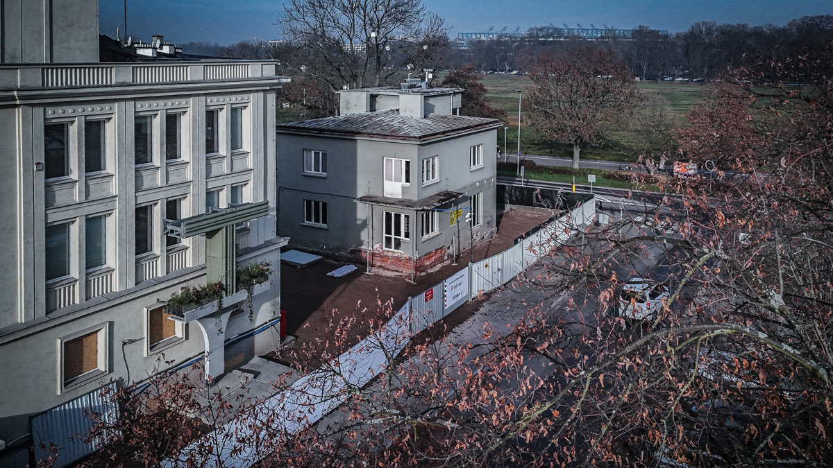 Budowa hotelu Nobu - zabytkowa willa