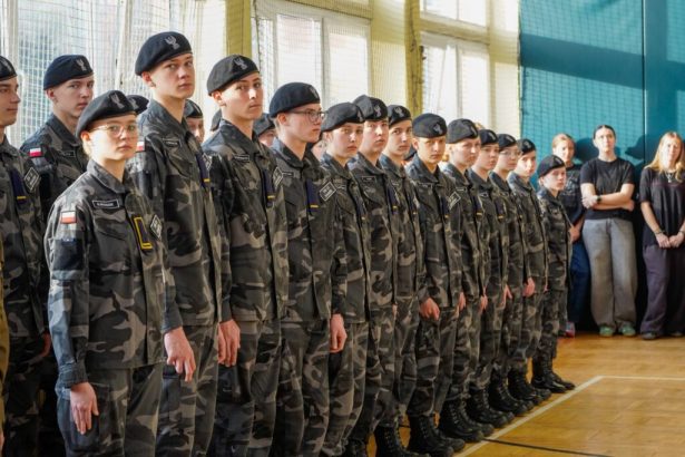 Klasa mundurowa (fot. XXV Liceum Ogólnokształcące im. Stefana Żeromskiego)