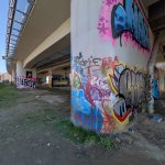 Mural "Dama z deskorolką"