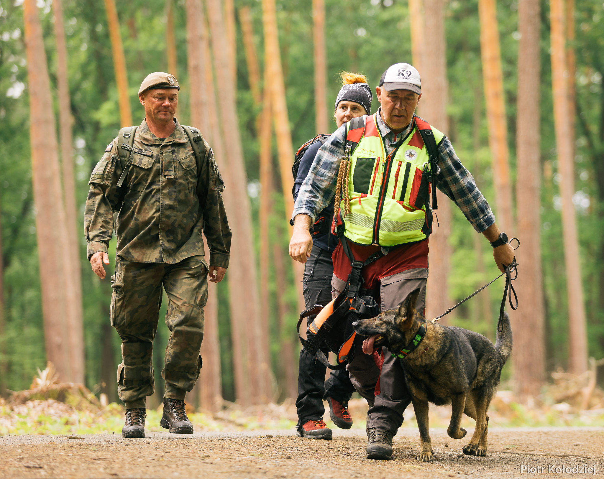 Manewry Małopolskiej Cywilnej Grupy Poszukiwawczo-Ratowniczej (fot. Piotr Kołodziej)
